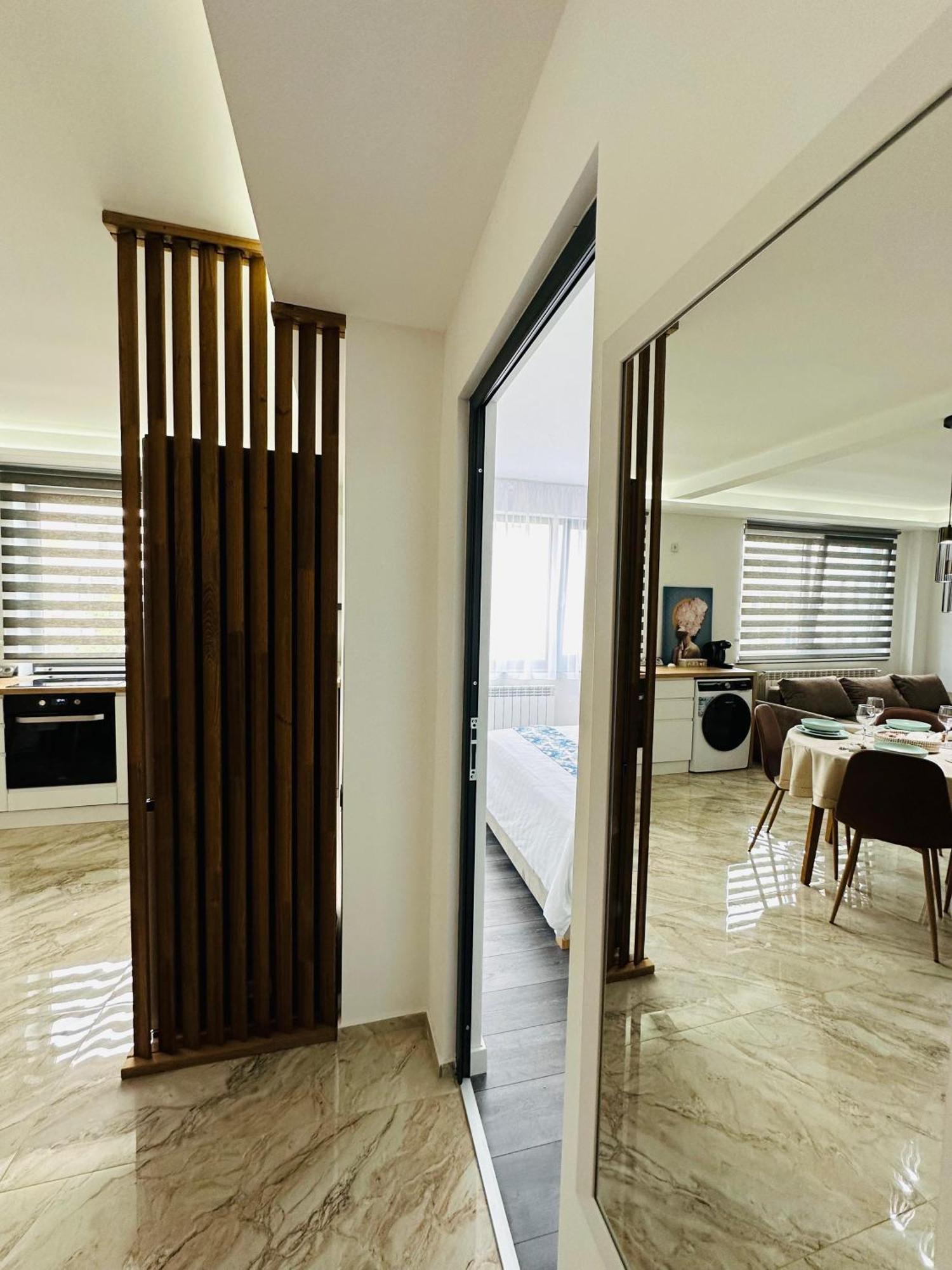 Amos Apartment-Ultracentral-Free Parking Kolozsvár Kültér fotó