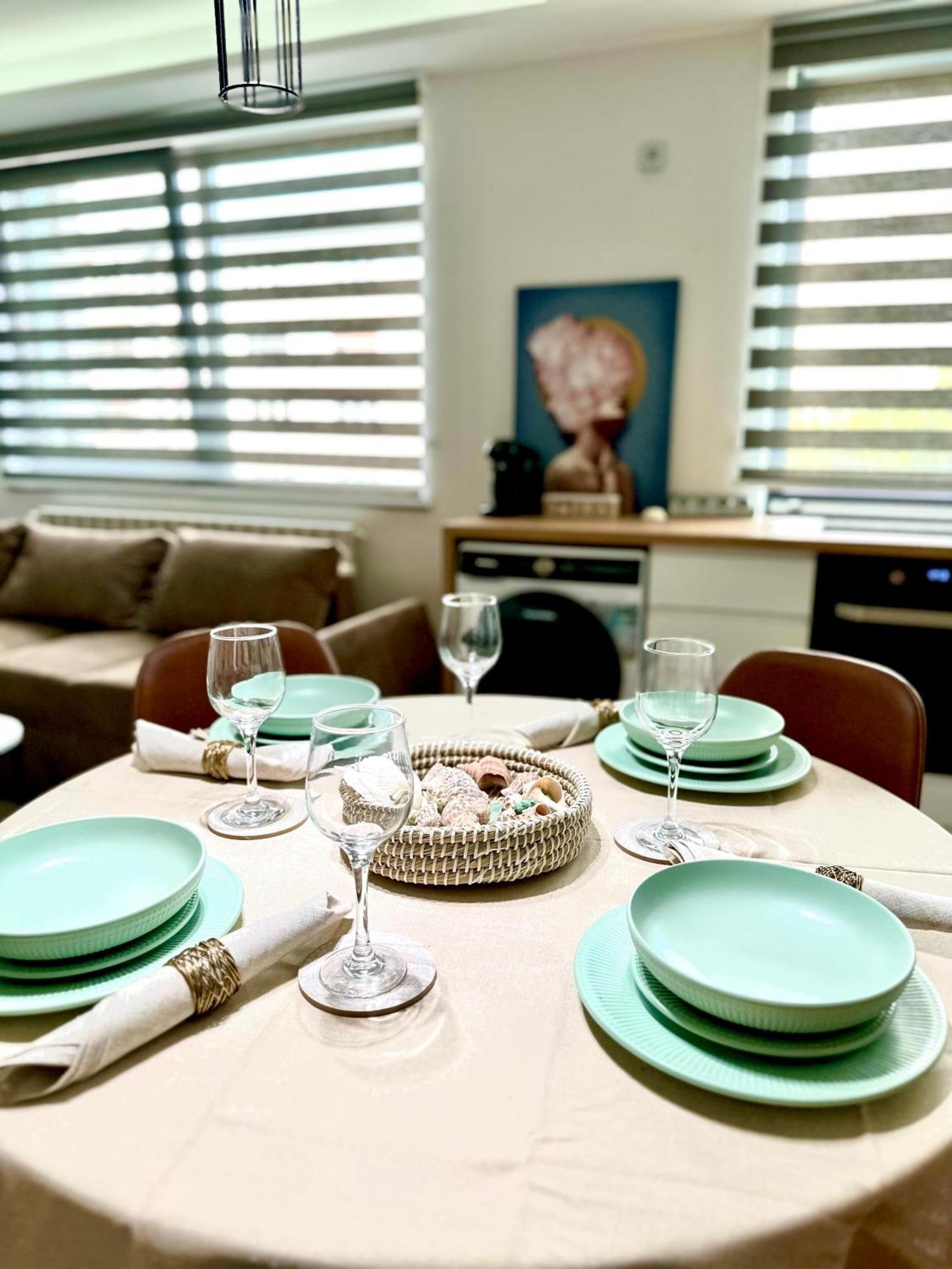 Amos Apartment-Ultracentral-Free Parking Kolozsvár Kültér fotó